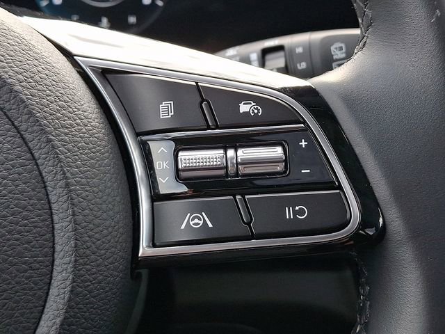 Certified 2025 Kia Seltos EX w/ EX Sunroof Package image 24