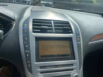 Used 2019 Lincoln MKZ Reserve w/ Reserve Plus Package AWD/4WD image 13