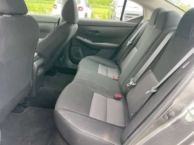 Used 2025 Nissan Sentra SV FWD image 28