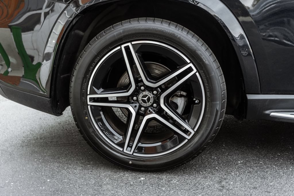 Used 2022 Mercedes-Benz GLS 450 4MATIC image 35