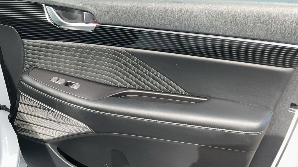 Used 2024 Hyundai Palisade Calligraphy image 20