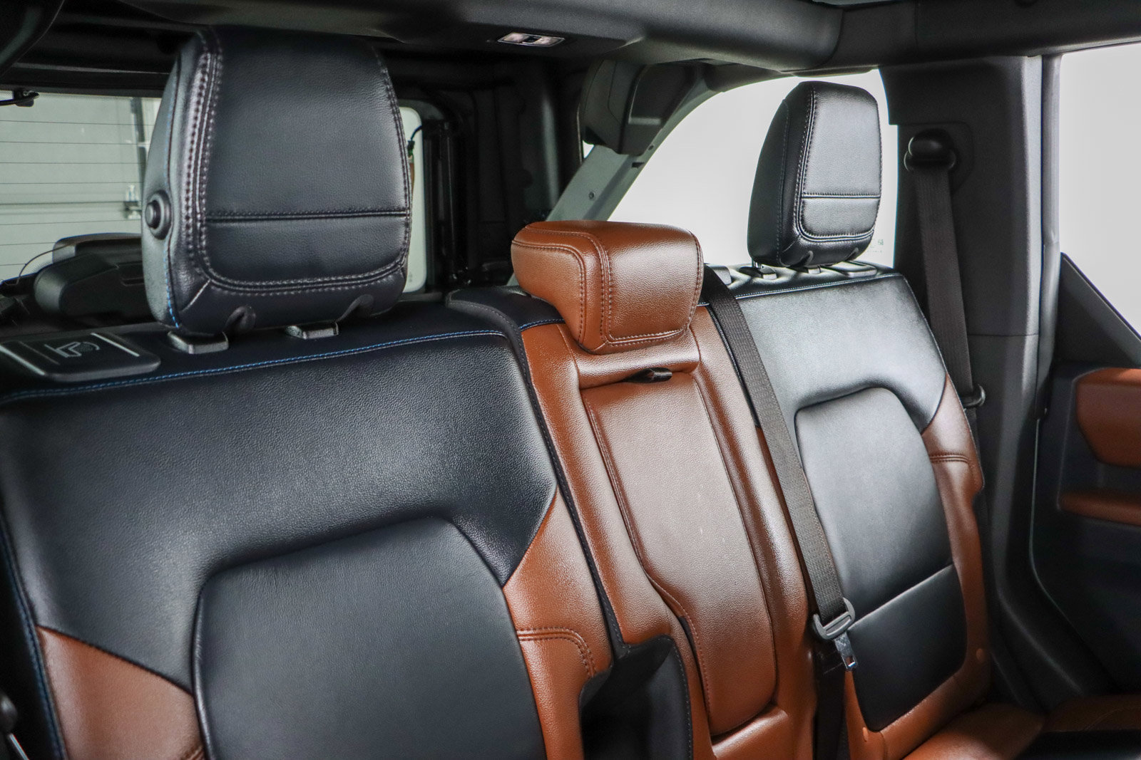 Used 2023 Ford Bronco Outer Banks image 28