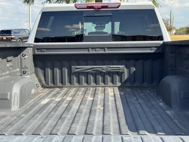 Used 2024 Chevrolet Silverado 1500 ZR2 w/ Technology Package AWD/4WD image 34