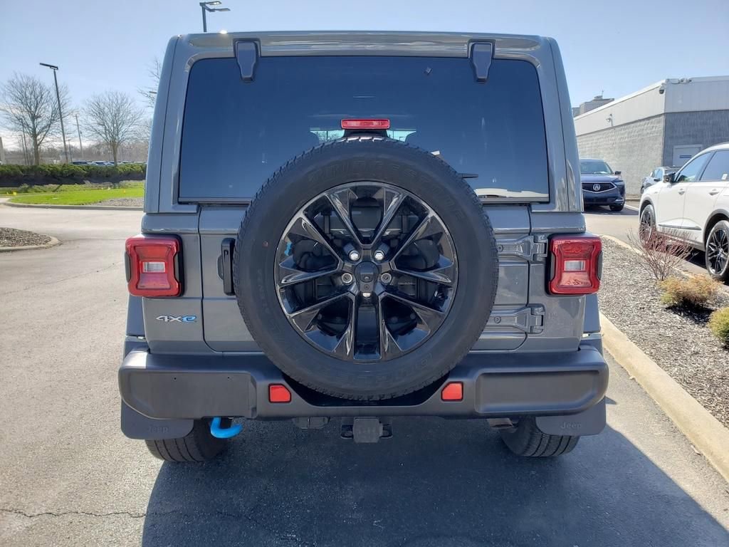 Used 2022 Jeep Wrangler Unlimited Sahara 4xe w/ Cold Weather Group image 10