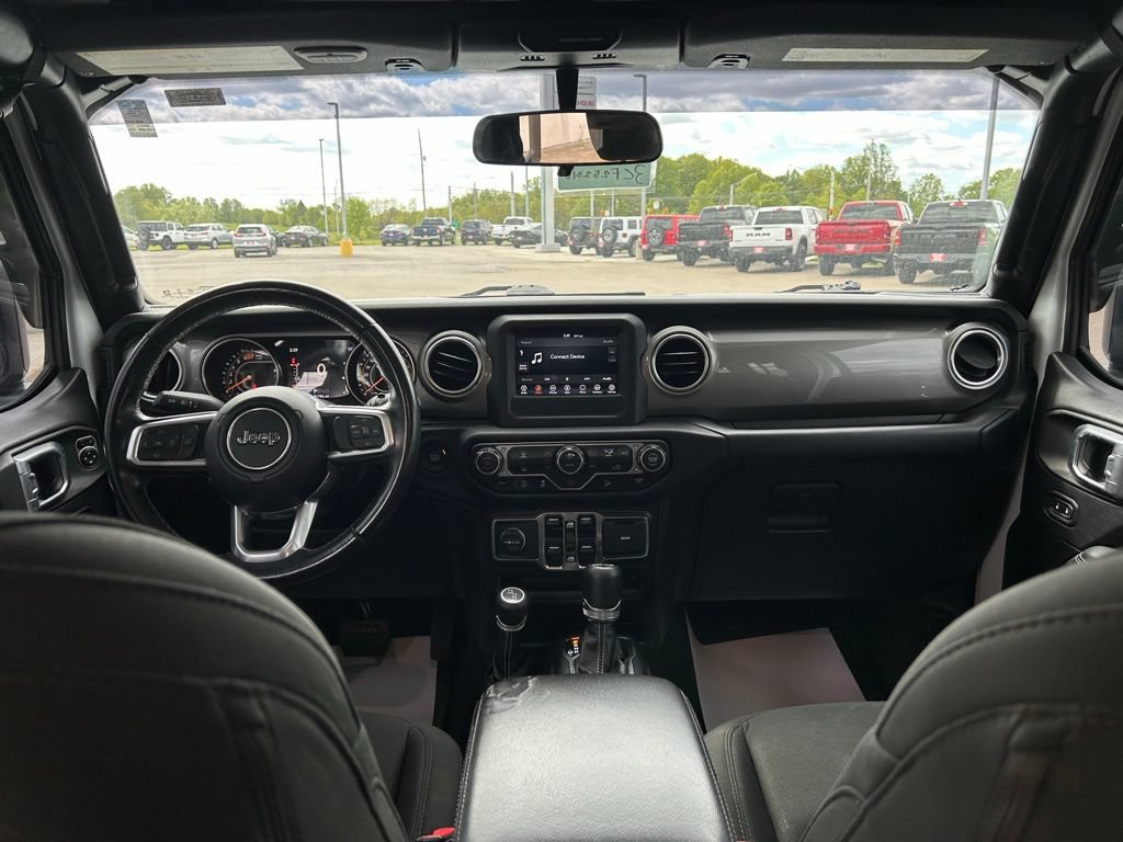 Used 2019 Jeep Wrangler Unlimited Sahara AWD/4WD image 9