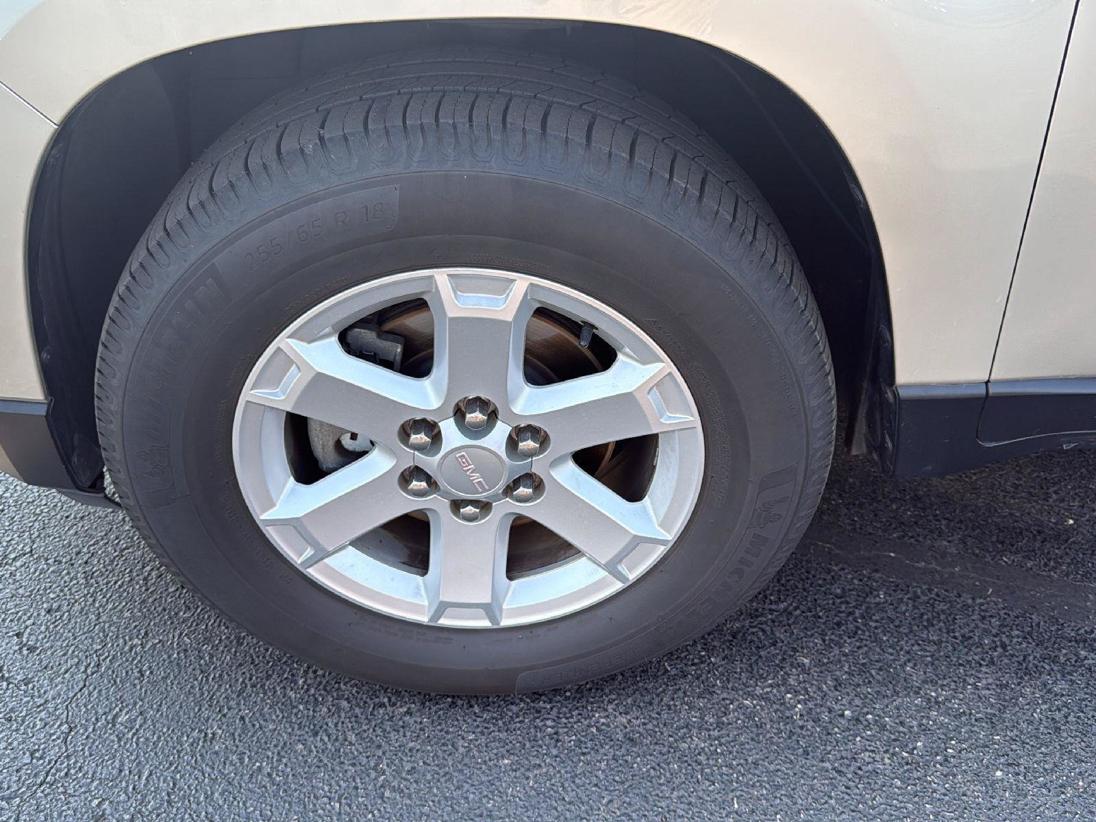 Used 2016 GMC Acadia SLE AWD/4WD image 36