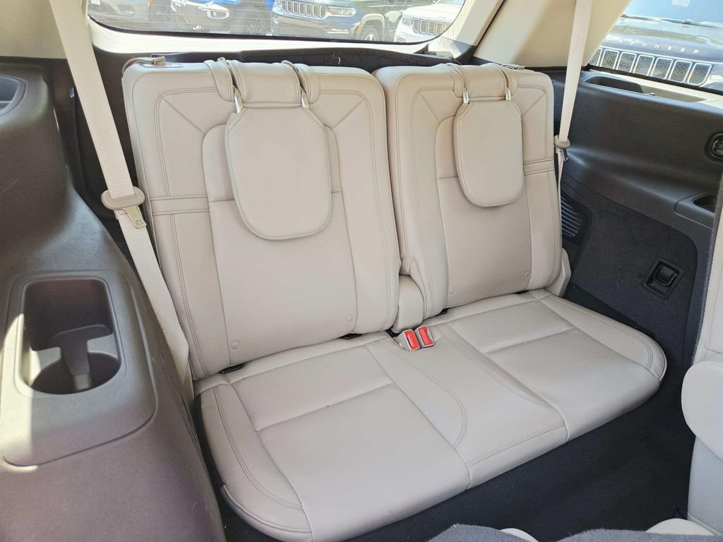 Used 2022 Lincoln Aviator Reserve w/ Equipment Group 201A AWD/4WD image 16