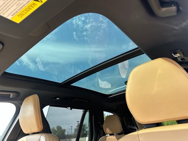 Certified 2023 Volvo XC90 B6 Ultimate w/ Protection Package AWD/4WD image 18
