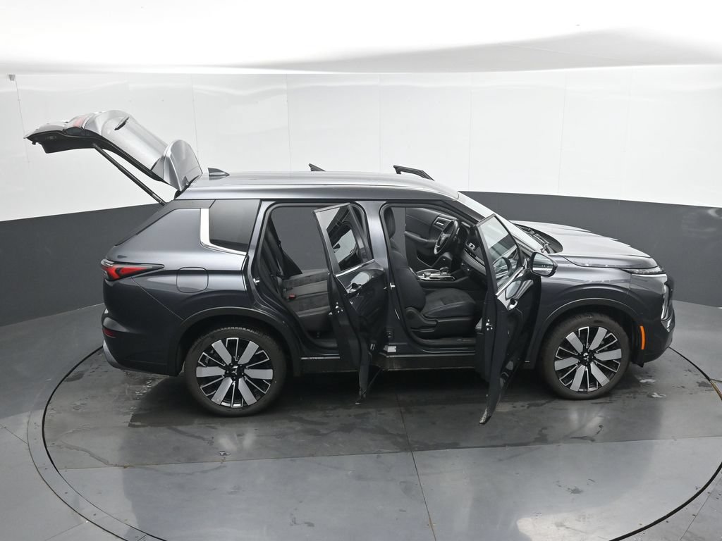 Used 2025 Mitsubishi Outlander SE AWD/4WD image 51