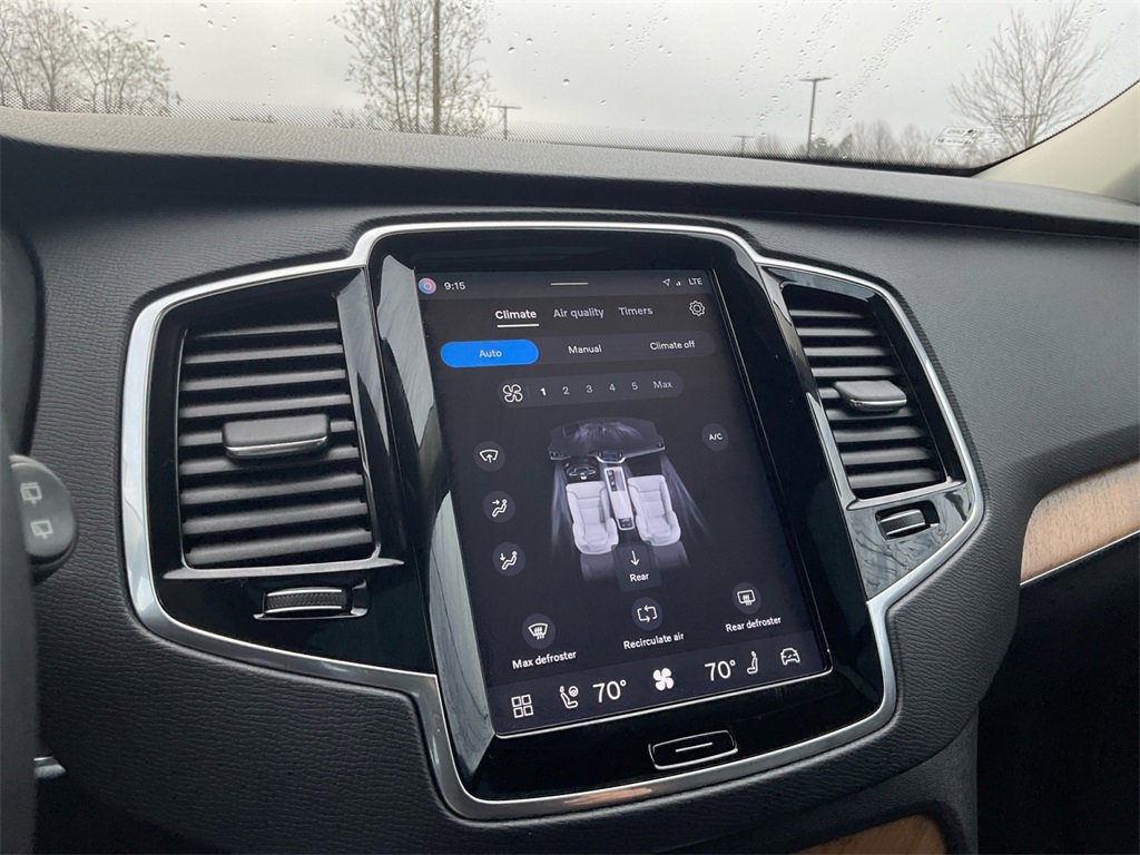 Used 2023 Volvo XC90 B6 Plus w/ Protection Package image 23