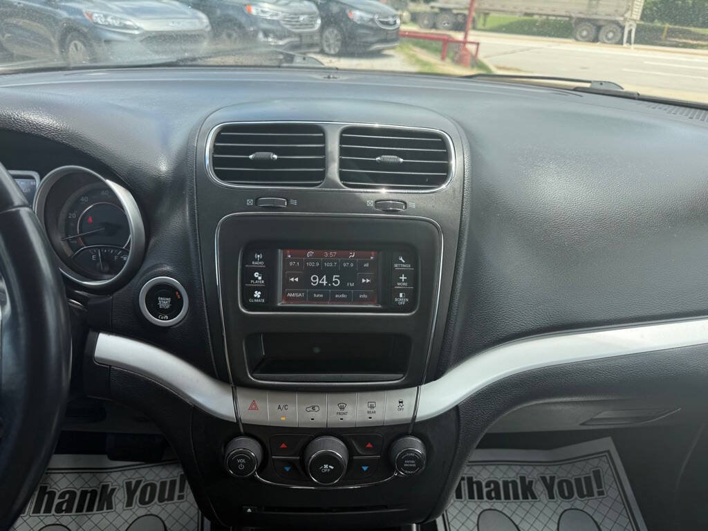 Used 2018 Dodge Journey SE w/ Popular Equipment Group FWD image 22