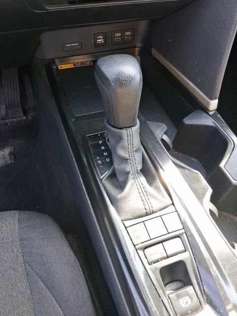 Used 2025 Toyota Camry LE image 23