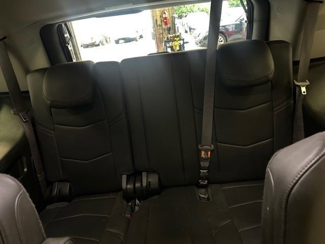 Used 2016 Cadillac Escalade Luxury image 30