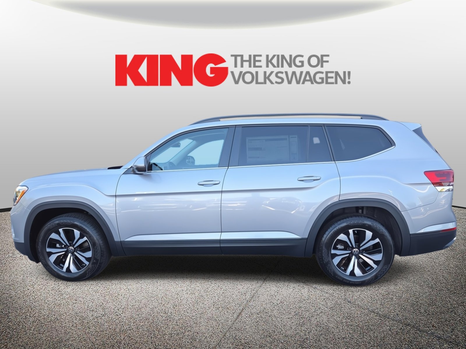 New 2026 Volkswagen Atlas SE image 4