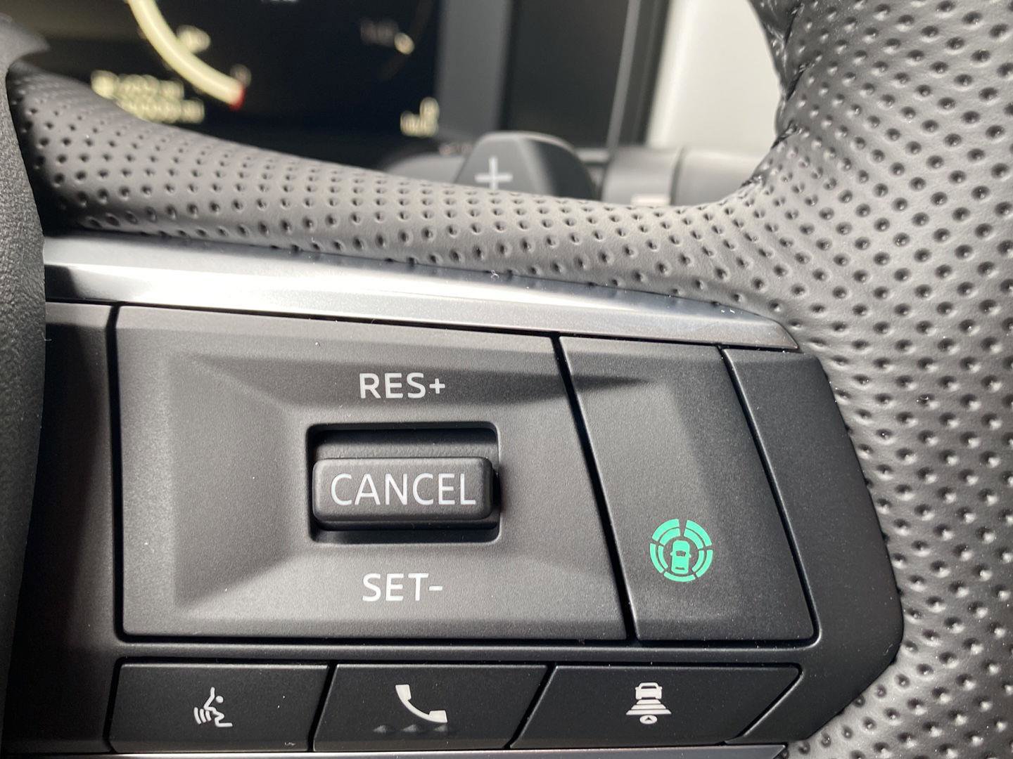 New 2026 Mitsubishi Outlander SEL image 35