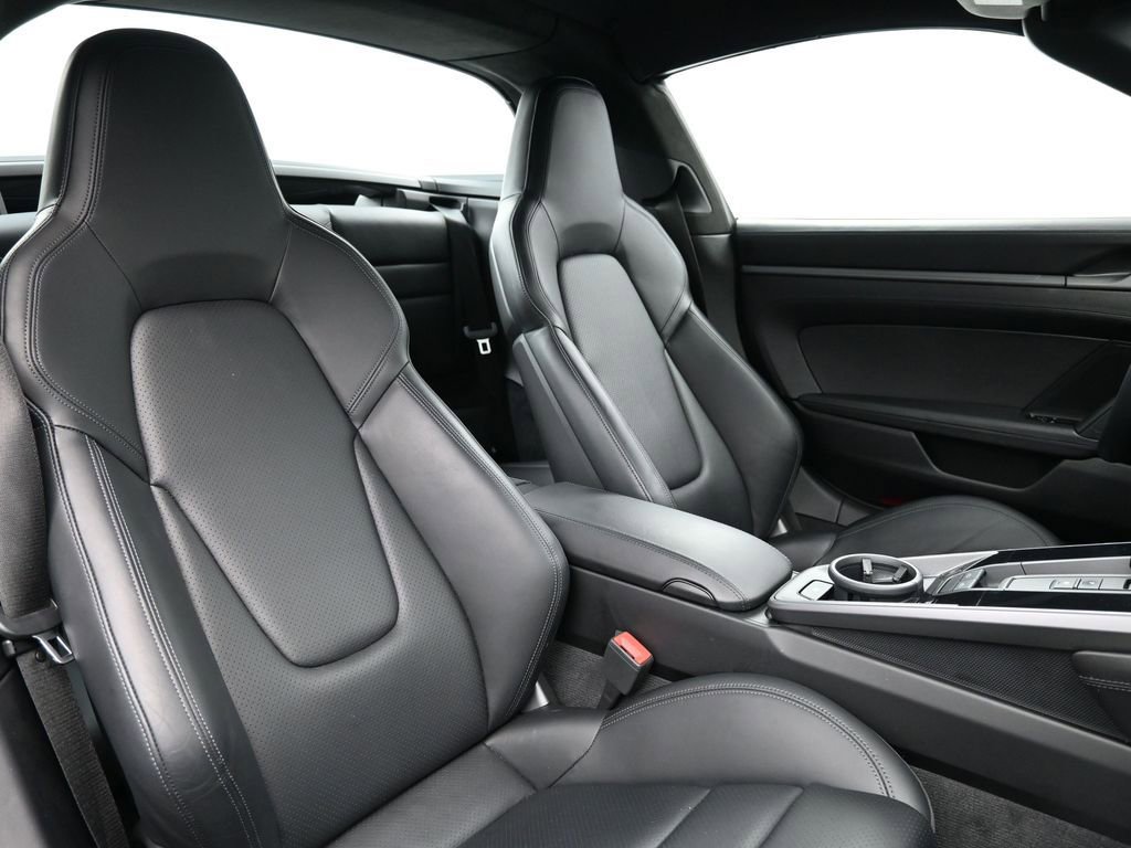 Certified 2021 Porsche 911 Targa 4S image 26