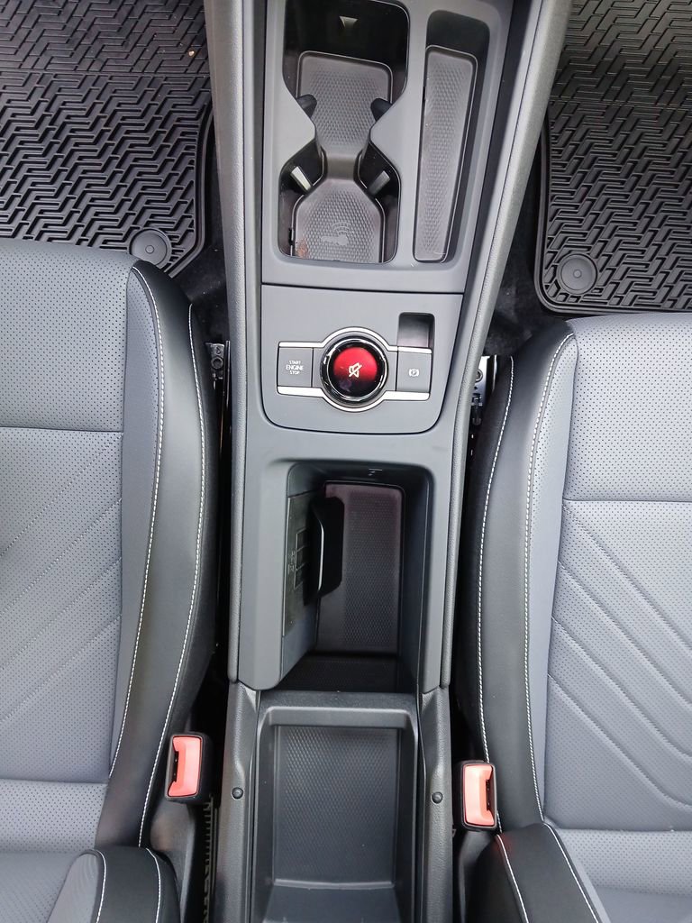 New 2026 Volkswagen Tiguan SE R-Line image 25