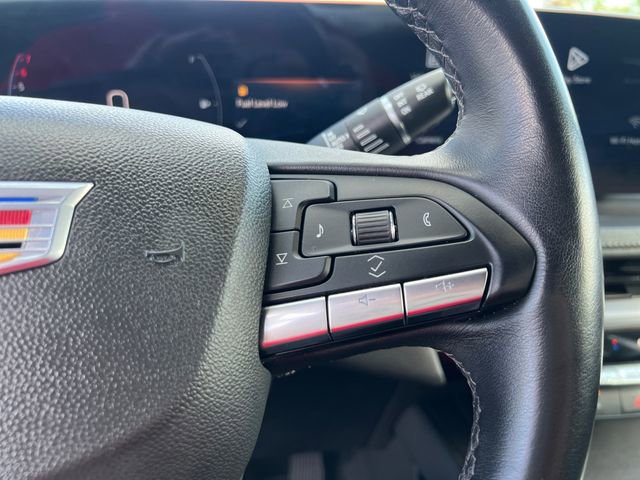 Used 2025 Cadillac XT4 Premium Luxury FWD image 24