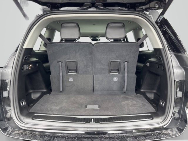 Used 2023 Jeep Grand Cherokee L Limited AWD/4WD image 38