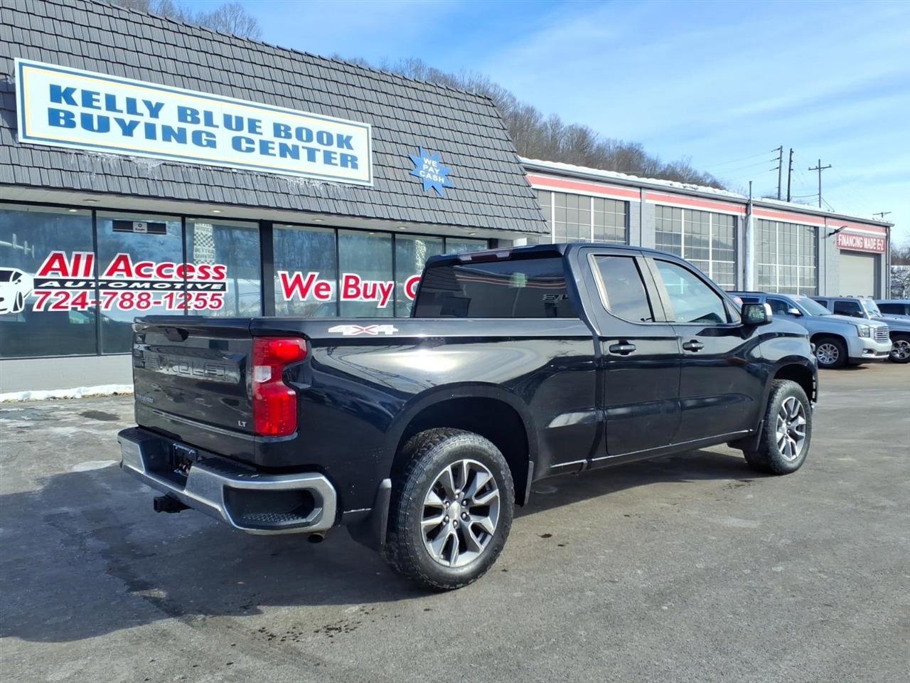 Used 2019 Chevrolet Silverado 1500 LT w/ All-Star Edition image 2