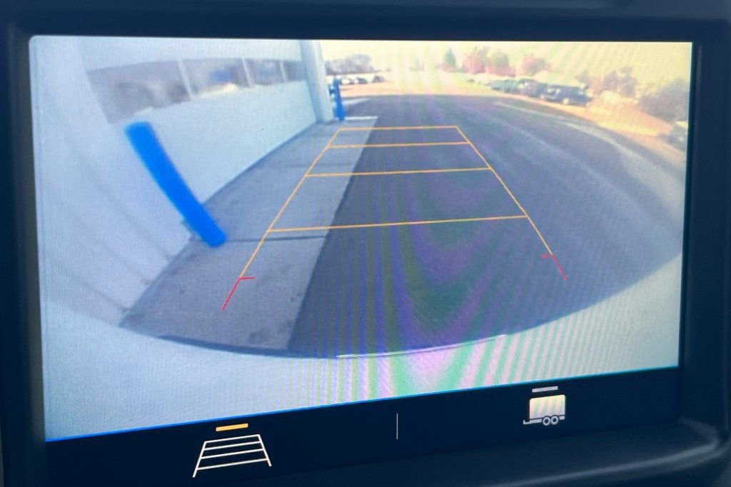 Used 2021 Chevrolet Silverado 1500 LT image 15