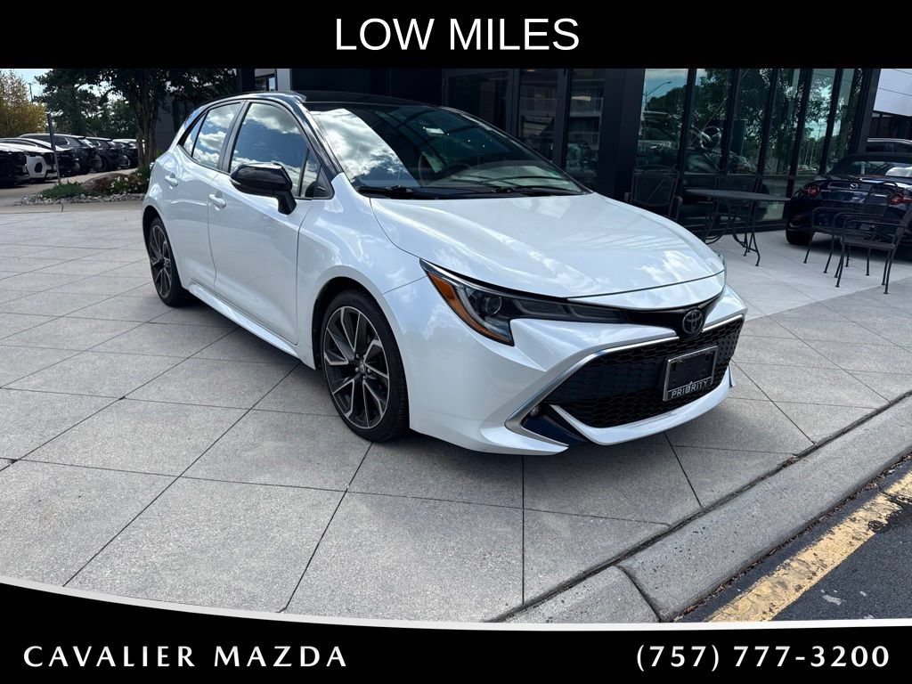Used 2022 Toyota Corolla XSE FWD image 1