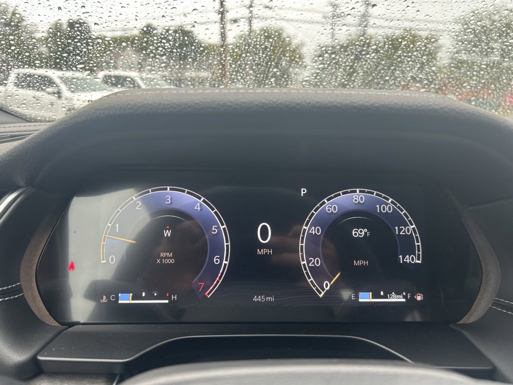 New 2025 Jeep Grand Cherokee Limited w/ Luxury Tech Group II image 16