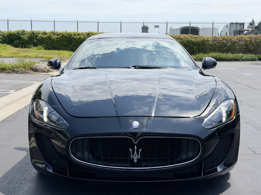 Used 2017 Maserati GranTurismo Sport RWD image 2