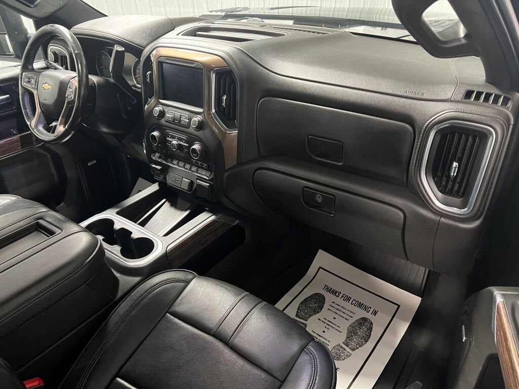 Used 2022 Chevrolet Silverado 2500 High Country w/ Z71 Off-Road Package image 3