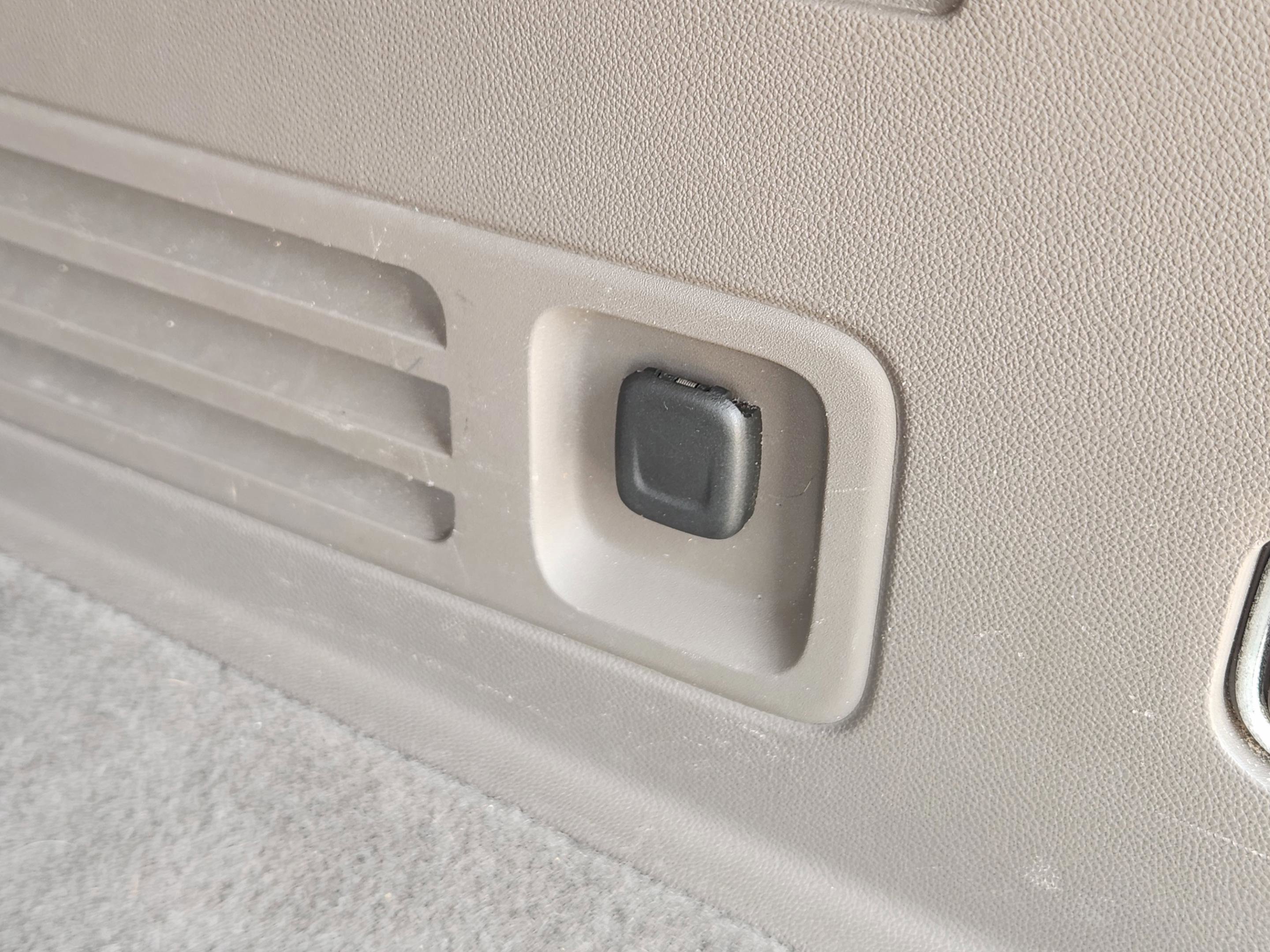 Used 2018 Chevrolet Traverse LT FWD image 30