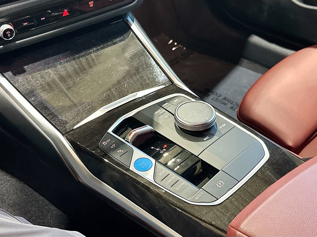 Used 2023 BMW i4 eDrive35 w/ Premium Package RWD image 17