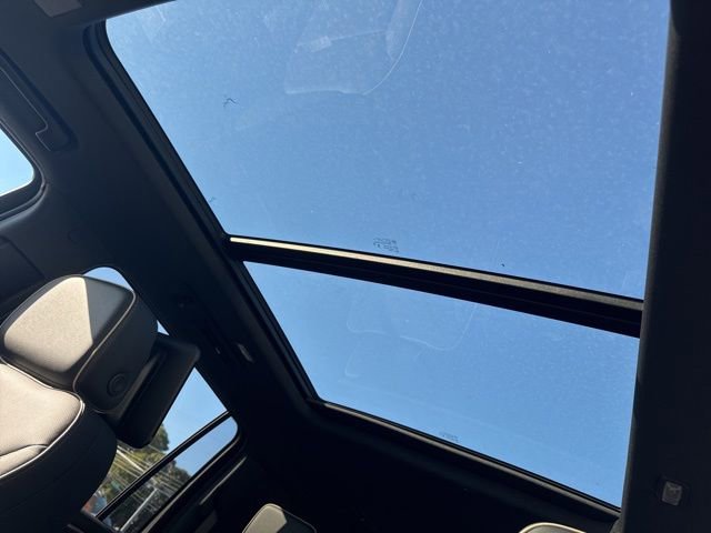 New 2026 Chevrolet Suburban Premier AWD/4WD image 5