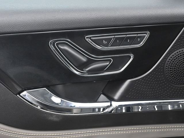 Used 2023 Lincoln Corsair Reserve image 10