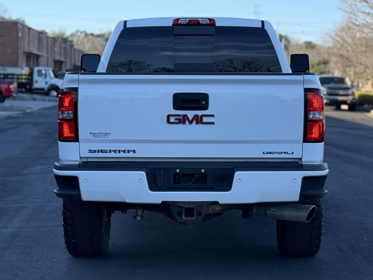 Used 2017 GMC Sierra 2500 Denali w/ Duramax Plus Package AWD/4WD image 6