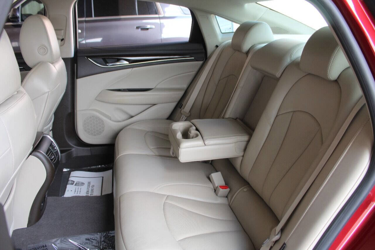 Used 2018 Buick LaCrosse Premium w/ Driver Confidence Package #2 image 15