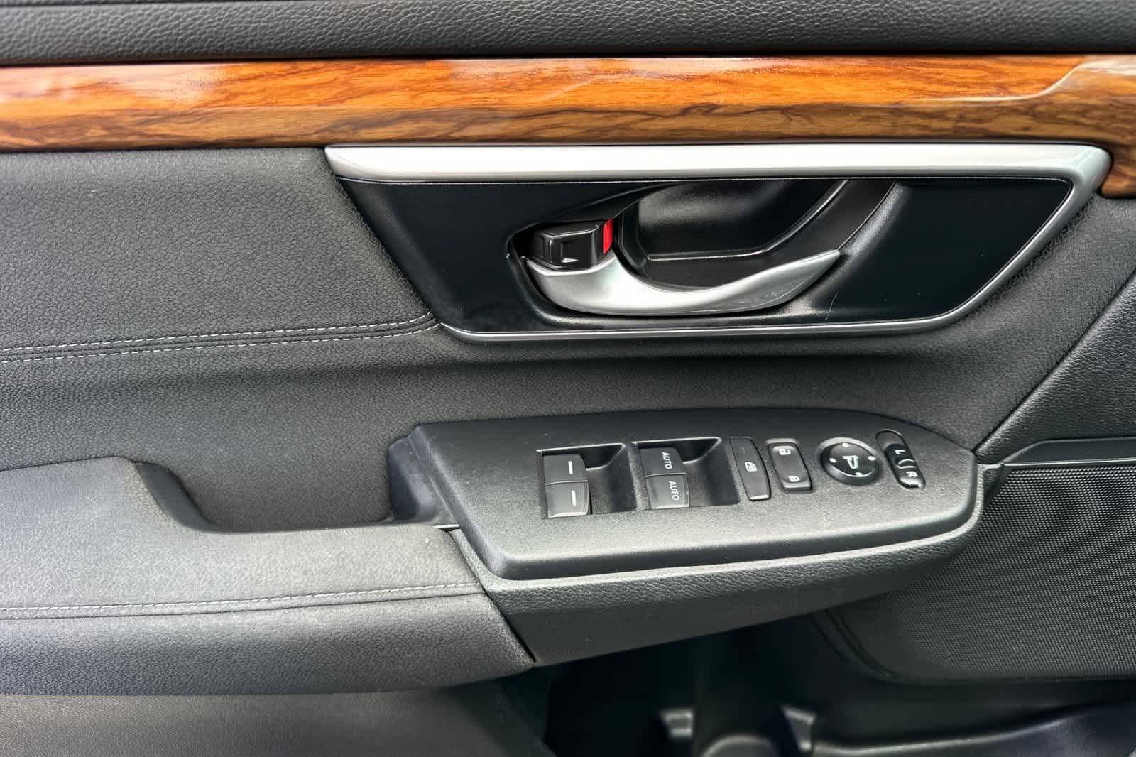 Used 2021 Honda CR-V EX image 12