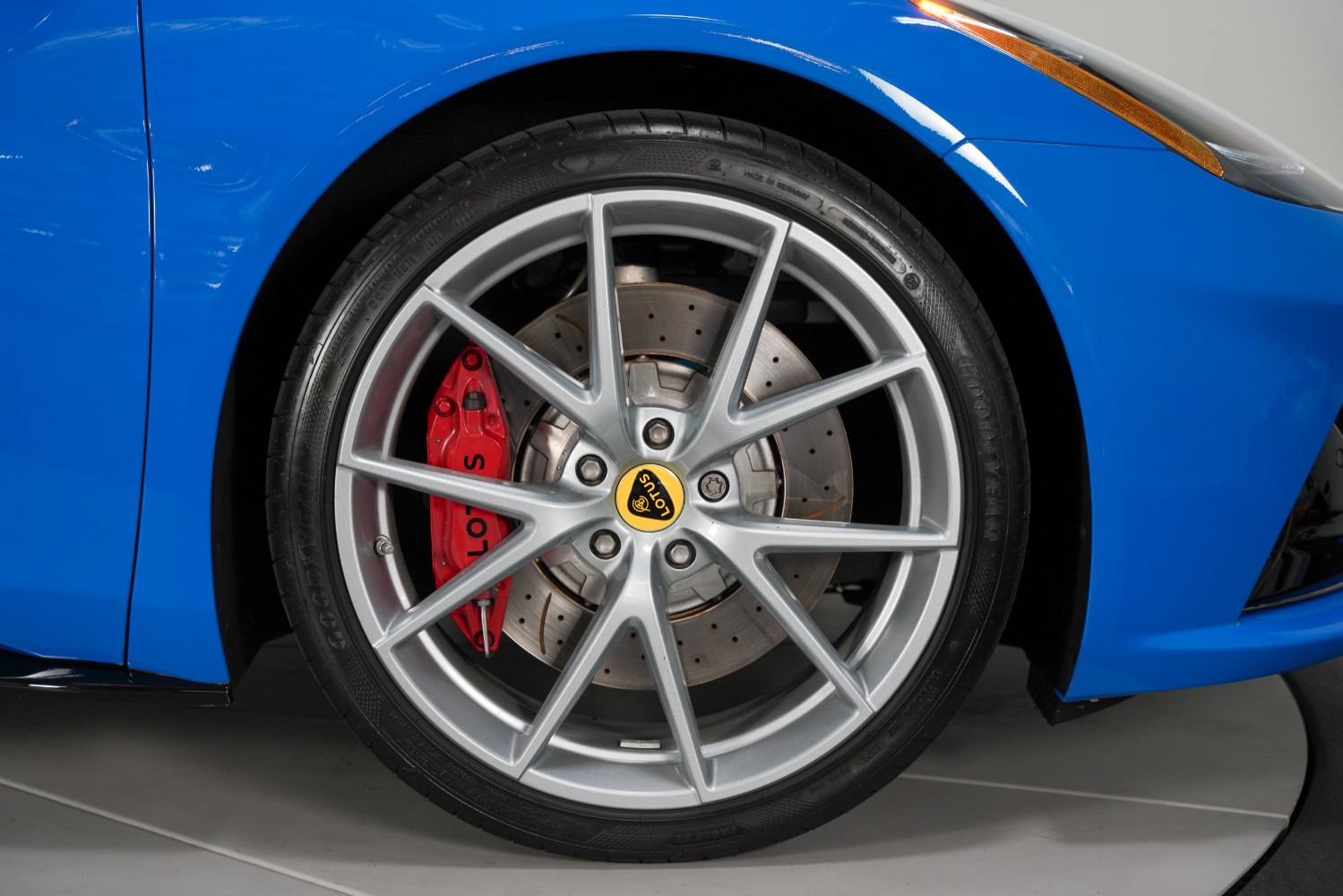 Used 2024 Lotus Emira First Edition RWD image 26