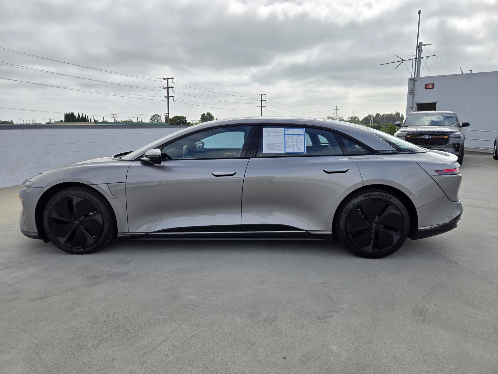 Used 2025 Lucid Air Pure RWD image 7