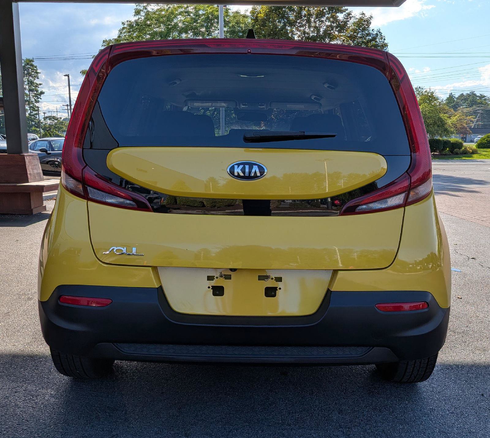 Used 2020 Kia Soul LX FWD image 9