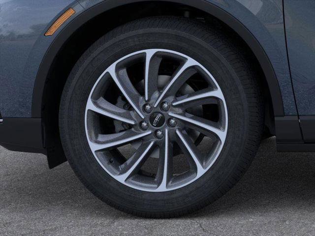 New 2025 Lincoln Corsair AWD w/ Equipment Group 101A image 19