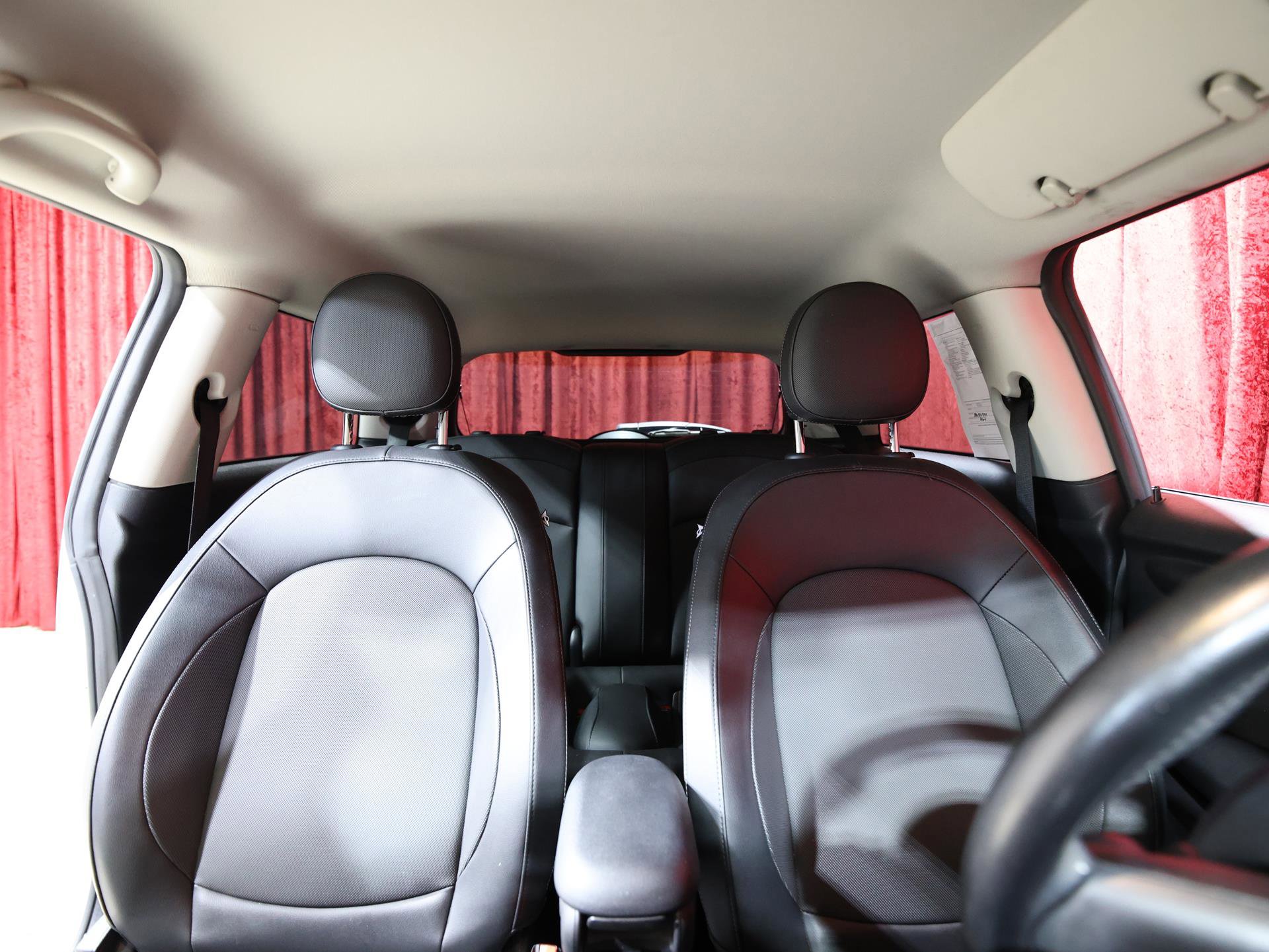 Used 2015 MINI Cooper 2-Door Hardtop image 21