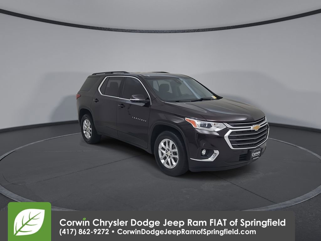 Used 2020 Chevrolet Traverse LT w/ Driver Confidence II Package AWD/4WD image 3
