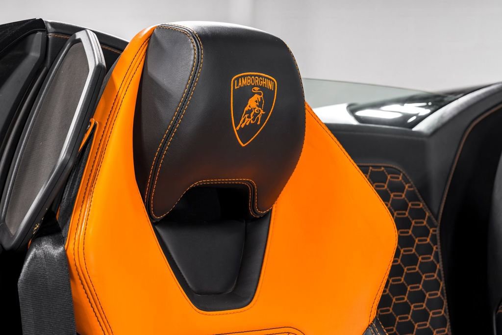 Used 2017 Lamborghini Huracan LP 580-2 image 33