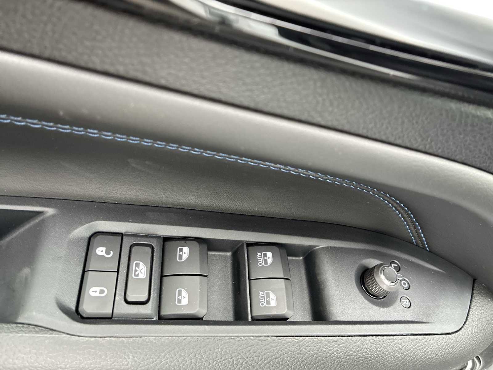 New 2026 Jeep Compass Latitude image 15