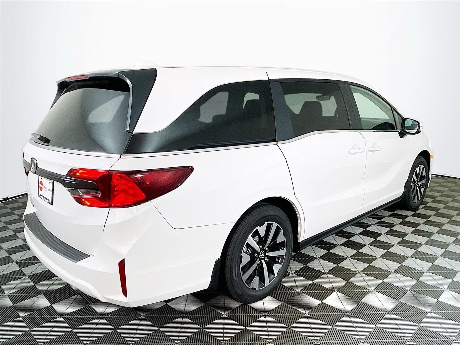 New 2026 Honda Odyssey EX-L image 8