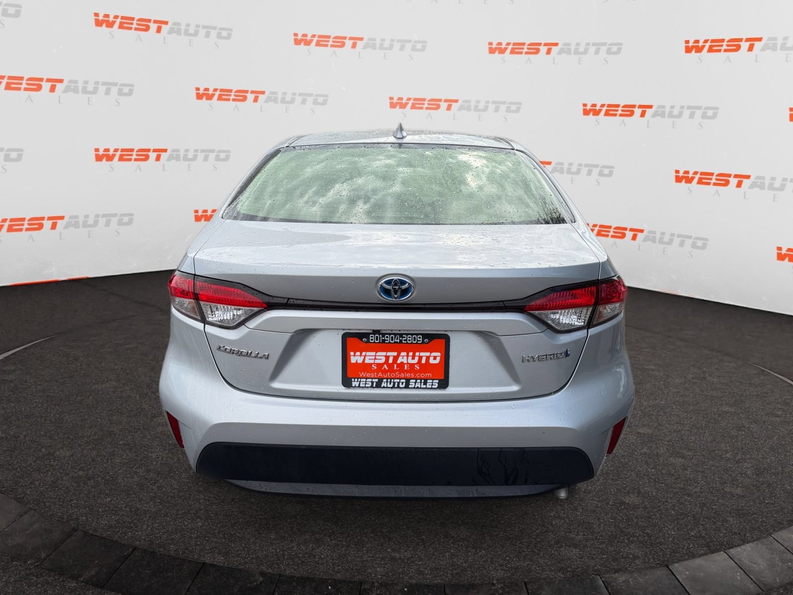 Used 2021 Toyota Corolla LE FWD image 4