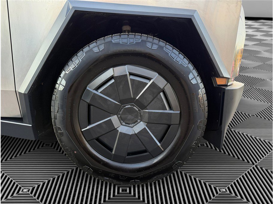 Used 2024 Tesla Cybertruck Cyberbeast image 14