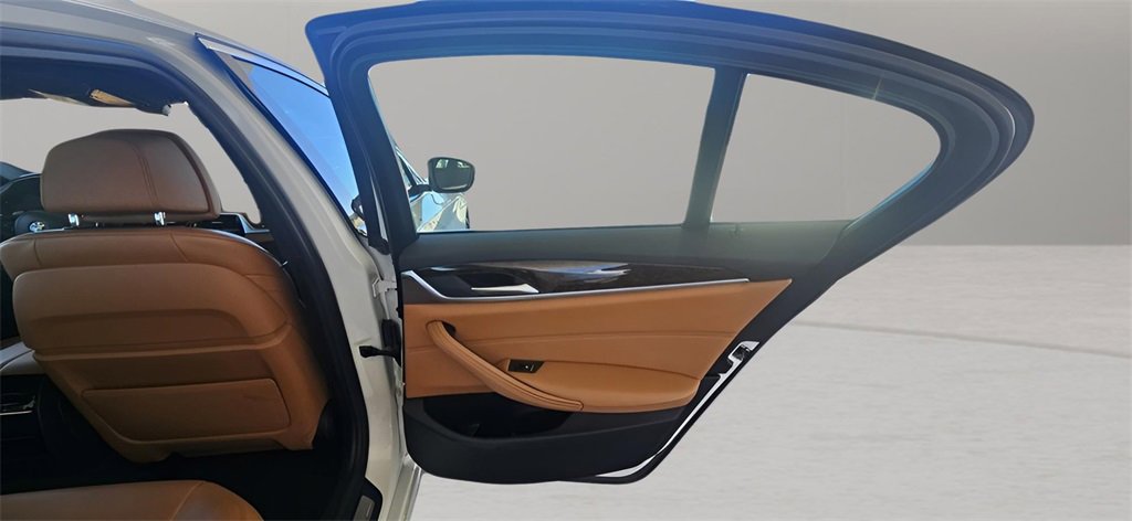 Used 2019 BMW 530i w/ Convenience Package image 20