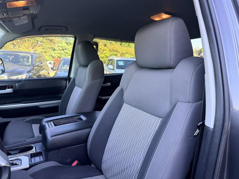 Used 2017 Toyota Tundra SR5 AWD/4WD image 25