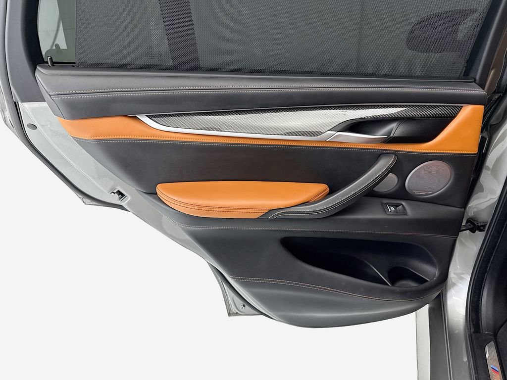 Used 2017 BMW X5 M image 25